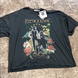 Daydreamer Fleetwood Mac Graphic Tee in Dark Gray